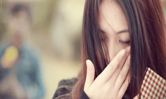 Thế gian muôn sắc muôn hình, nhân sinh muôn vẻ, muôn tình đối nhau, vậy nên làm người bị kẻ chê, người trách cũng là điều không tránh khỏi. (Ảnh: Pinterest)